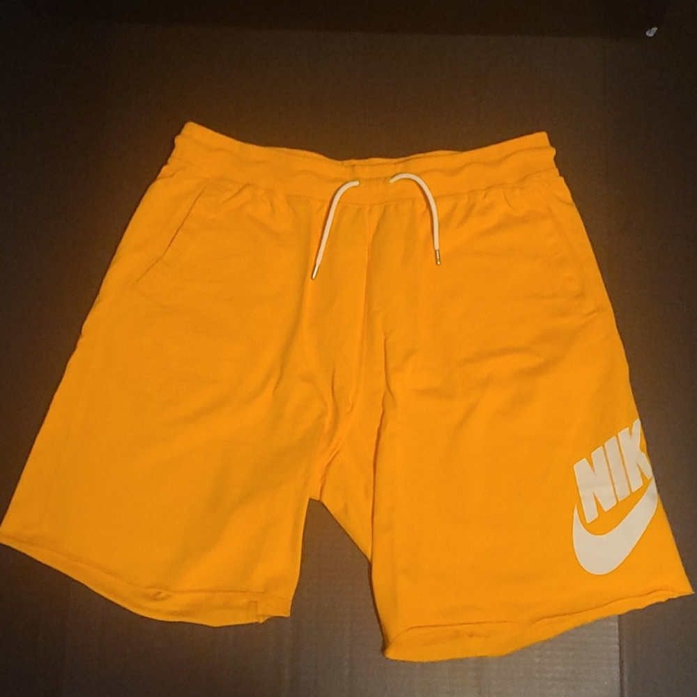 Nike NSW Alumni Shorts